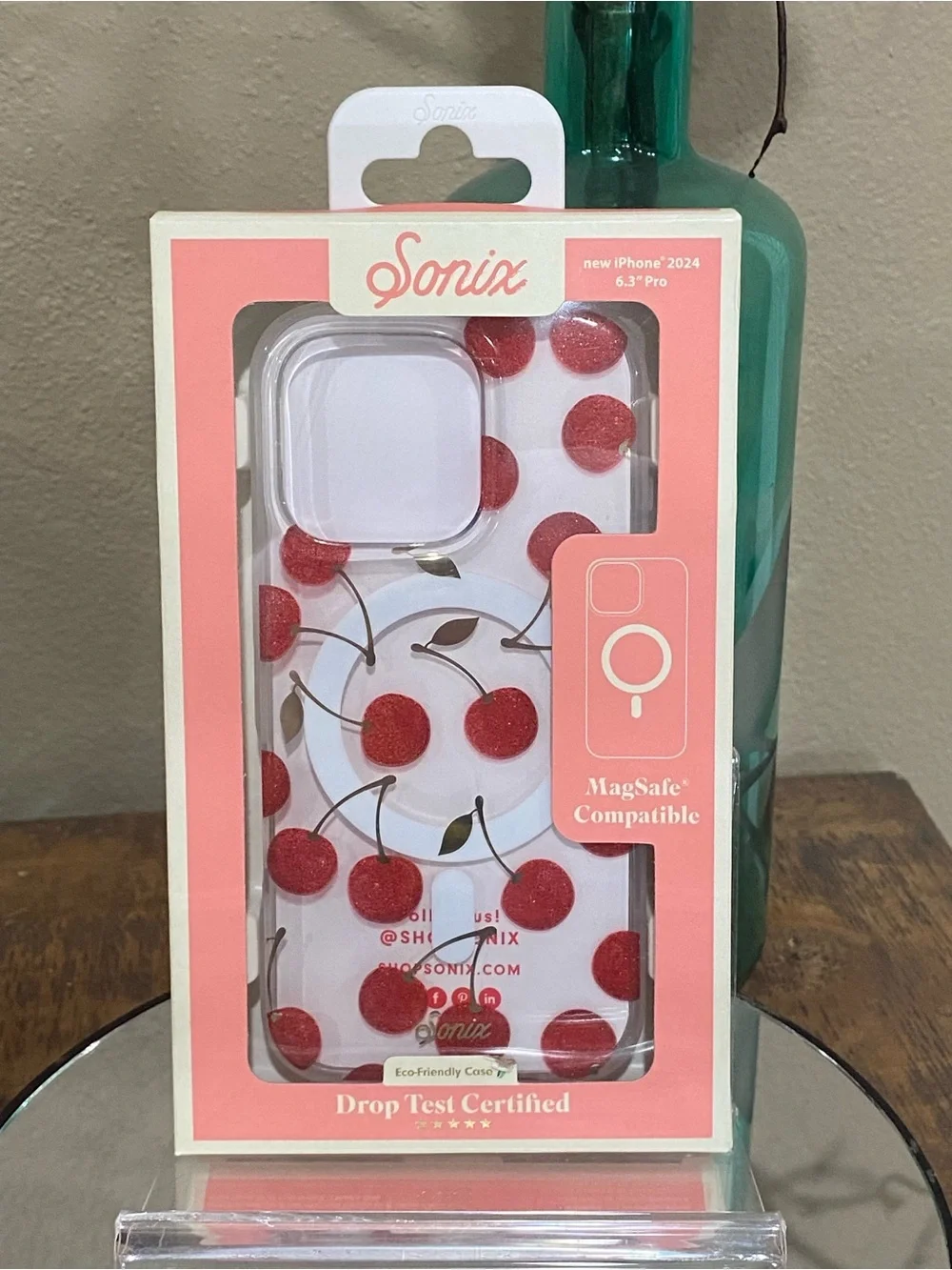 Sonix iPhone 16 pro Case with Red Cherry Print, new!